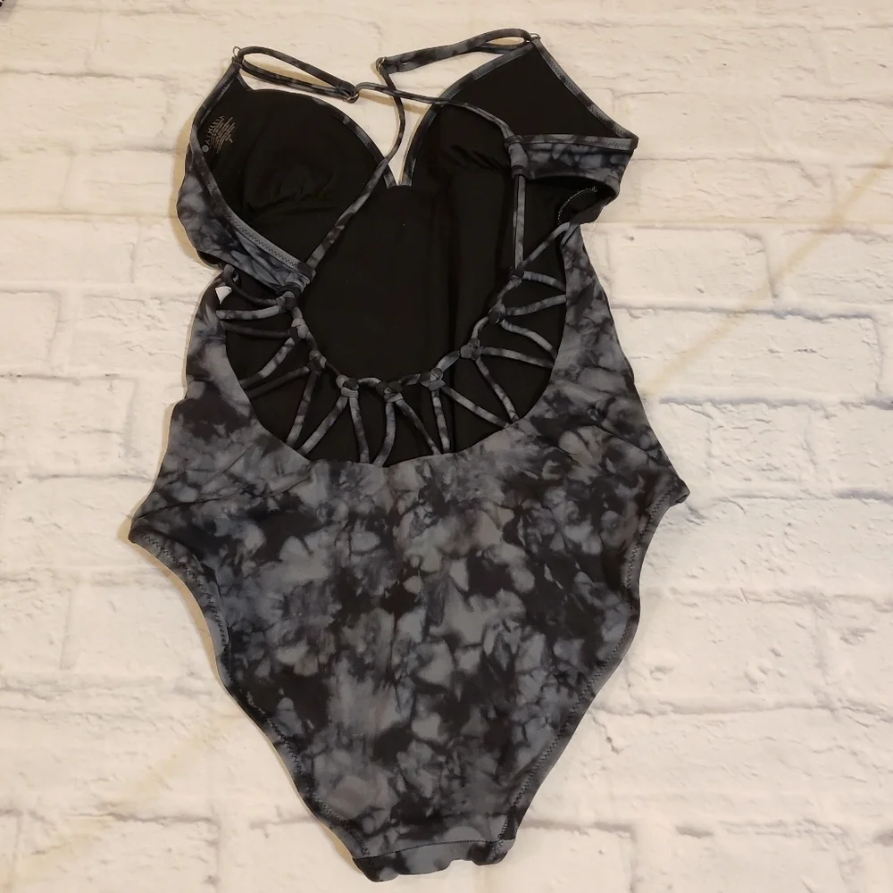 Athleta Tie-dye Stylish Black One Piece Size Small